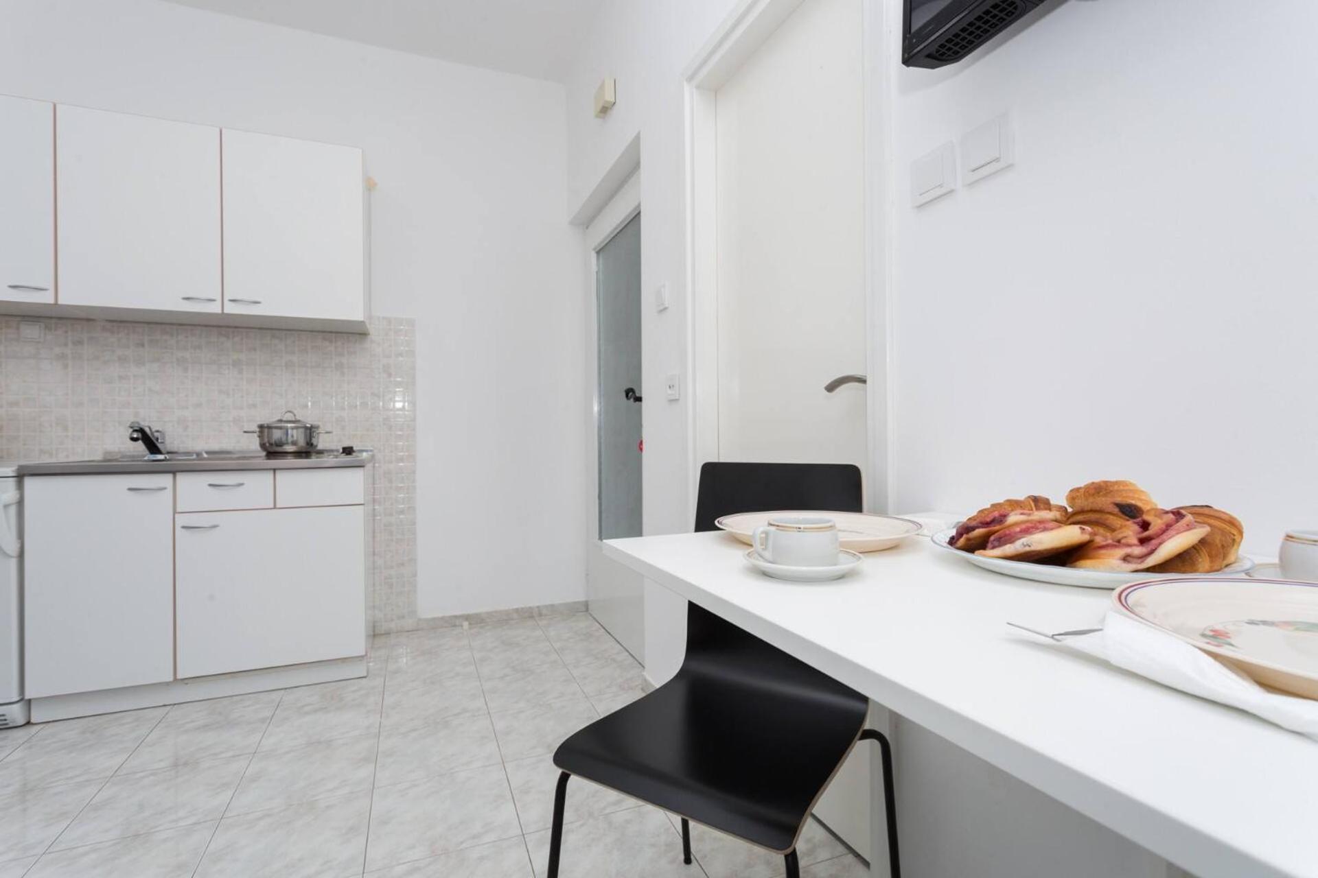 Apartments Bernardeta 2 Baška Exterior foto
